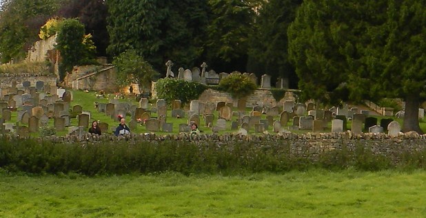 J & L's England 034-001