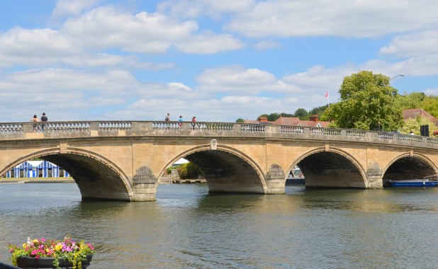 road to Henly day11 051